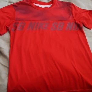 Nike boy's shirt